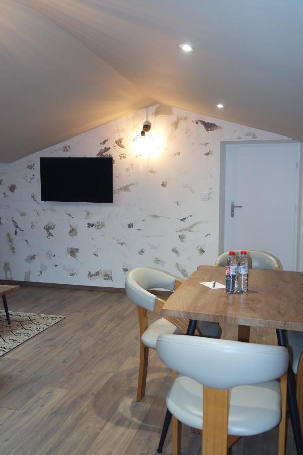 Logement De La Sittelle Aizenay Exterior foto